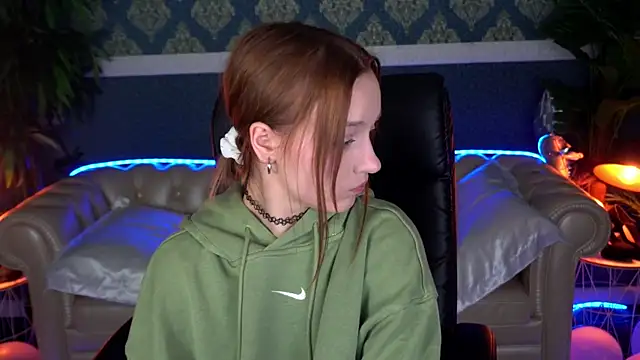 Czat XXX na żywo – FoxyMayy