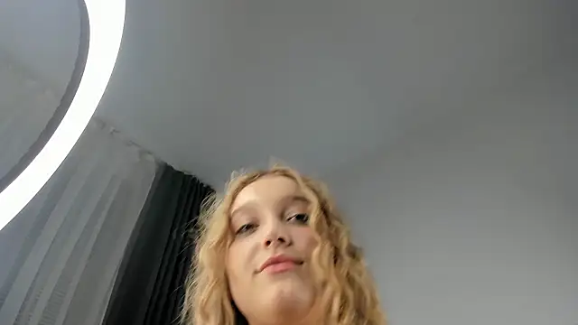 SerrenaAa Live XXX Chat