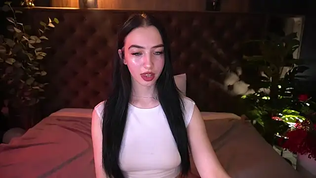 دردشة WildKittenX_ الجنسية المباشرة