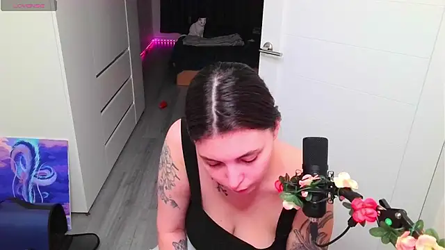 Онлайн чат XXX peachyness