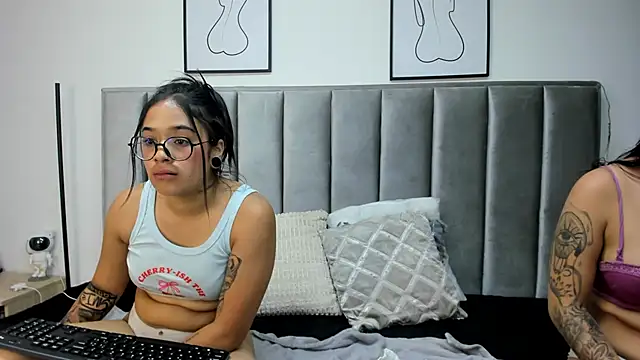 Онлайн чат XXX double_temptation_