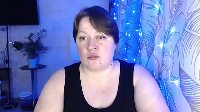 Show modela Your_Goddess888 na web-kameri