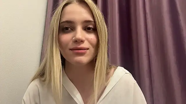 DebiCoppolino live XXX chat