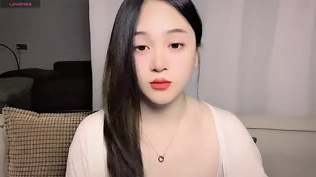 woaiqinqin: онлайн-секс-чат