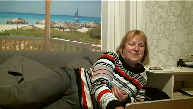 Онлайн чат XXX Nikole111