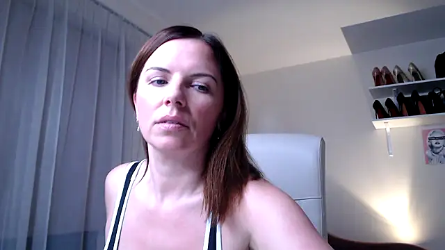 XXX chat uživo modela GoddessAlexi1