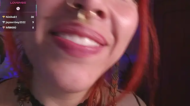 XXX chat uživo modela bri_von_dhara__