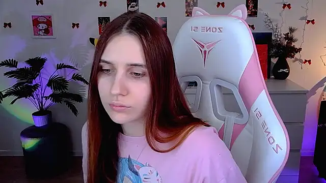 دردشة AliceCharmy الجنسية المباشرة