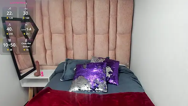 XXX chat uživo modela Issa_Milf__