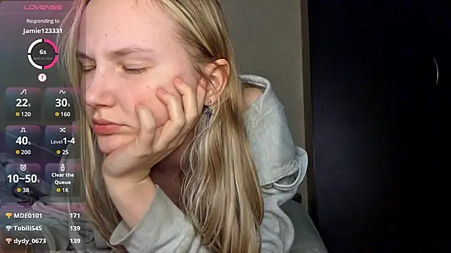 KarinRobertson Live XXX Chat