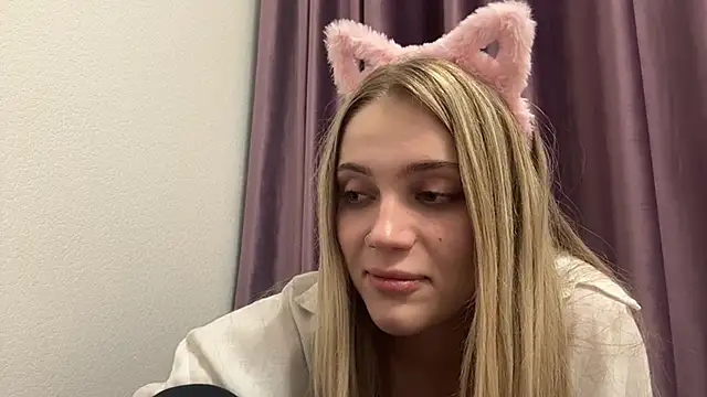 Онлайн чат XXX DebiCoppolino