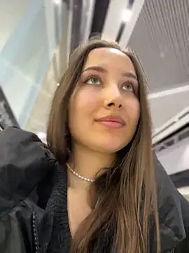 Show modela ICrazyOneIRL na web-kameri