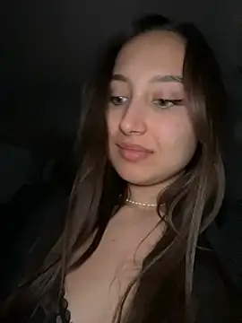 ICrazyOneIRL's Live XXX Chat