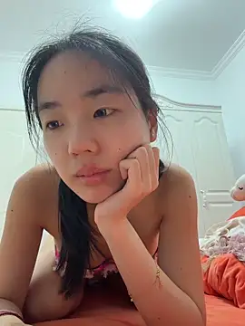 TinyBabe's Live XXX Chat