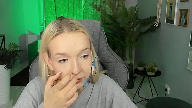 MaoqiBeverly Chat XXX in diretta