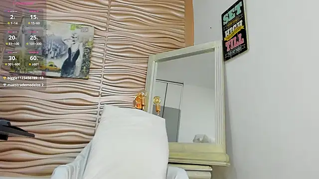 Živý XXX chat mia_pineda