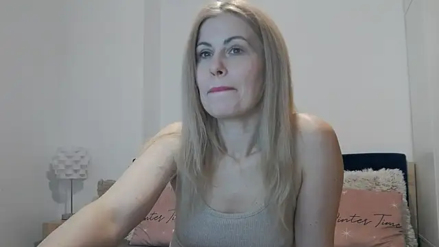 Chat XXX ao vivo de Lika_Soul