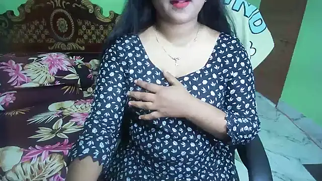 แชท XXX สดของ BengaliQueenStar