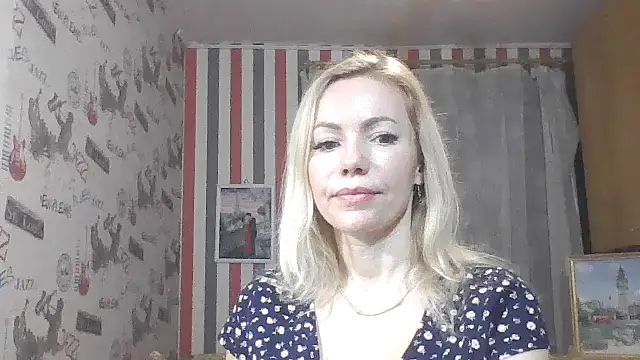 Amoretta's Live XXX Chat