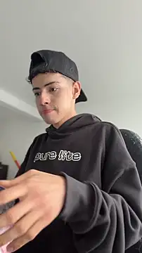 Chat +18 de Sebastian_Reed ao vivo