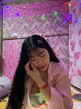 Girlsexxy-excitef live XXX chat