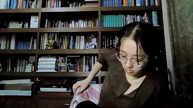 LinaClous: онлайн-секс-чат