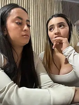 Antonella_Julieta's Live XXX Chat