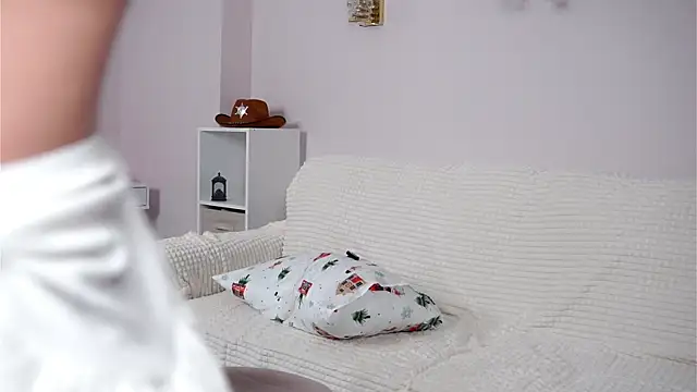 SunnivaCovil's Live XXX Chat