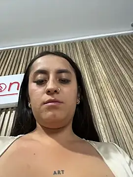 Antonella_Julieta Live XXX Chat