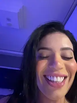 Show de Rafaellaz na webcam