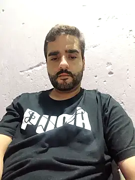 Show modela gusto14cm na web-kameri