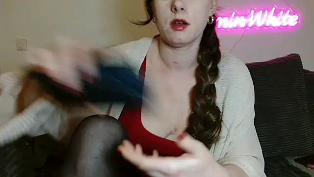 Jasmin-White Webcam-Show