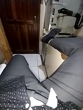 Whiper2024's Live XXX Chat