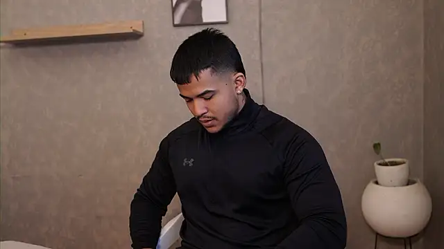 Thiago_Valente's Live XXX Chat