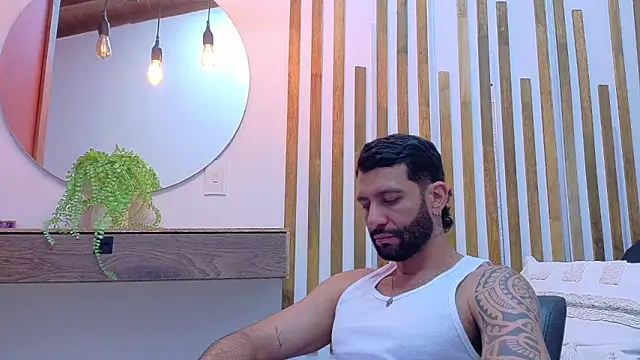 yorbymaxx's Live XXX Chat