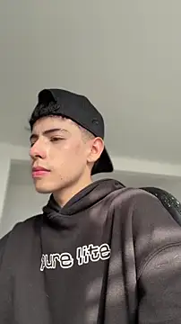 Sebastian_Reed 现场XXX聊天