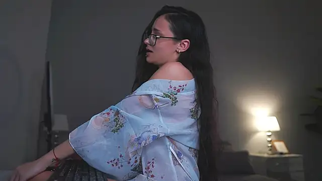 Chat XXX en directo de ValexieLux