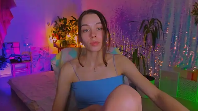 poli__ Adlı Modelin Canlı XXX Sohbeti