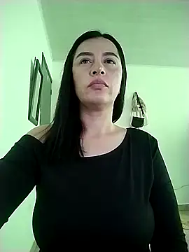 hailey85 – Naživo XXX chat