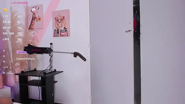 isabella_whiithe élő XXX-chatje