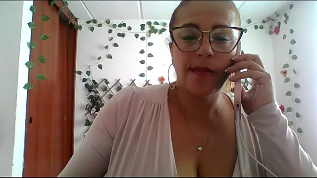 RossanaLionheart élő XXX-chatje