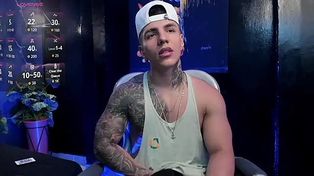 SalvatoreDmore 即時 XXX 聊天