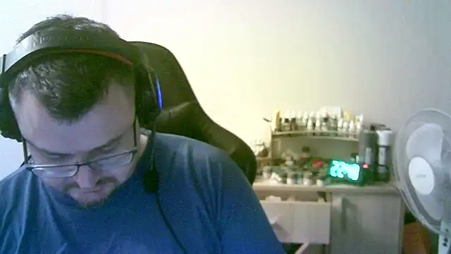 SirAbuser 即時 XXX 聊天