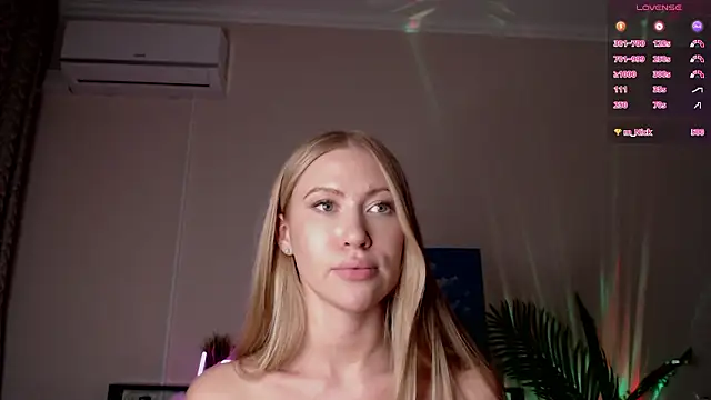 LizaBelle_: απευθείας συνομιλία ΧΧΧ