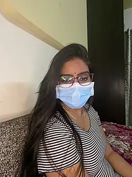 nikki_catz 现场XXX聊天