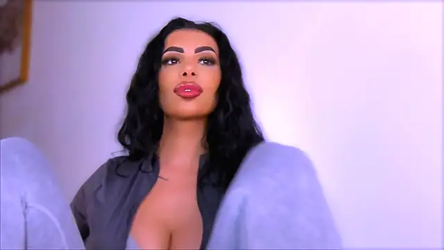 แชท XXX สด ของ Moonamour