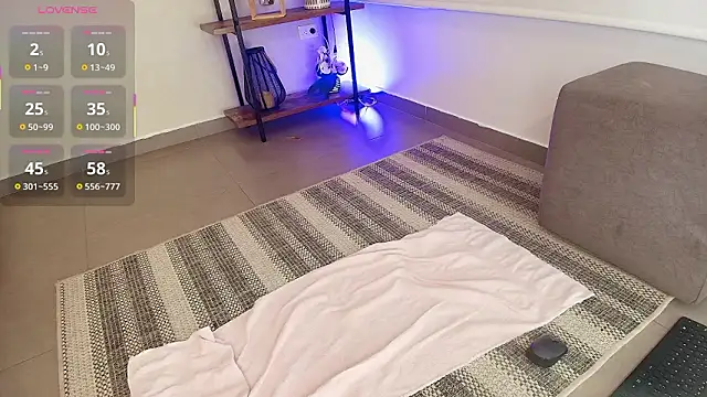 Sassy--Girl Chat XXX in diretta