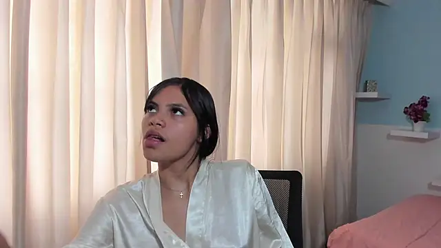 XXX chat uživo modela kendall_hernandez