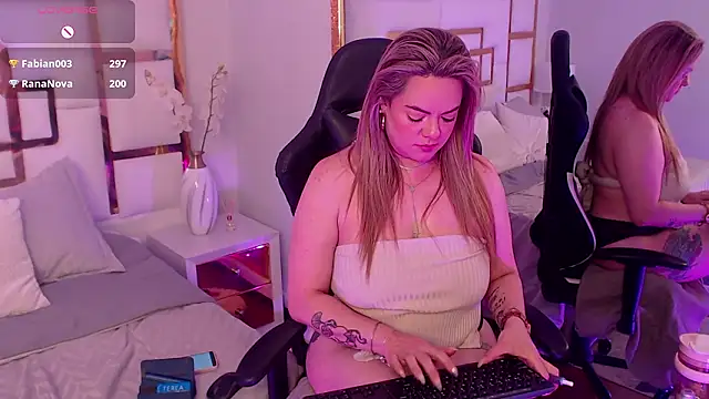 AvaMiia – Live XXX-chat