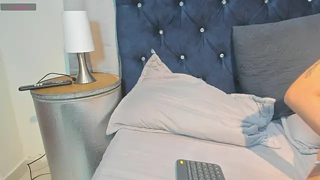 _maria_foxx_'s Live XXX Chat